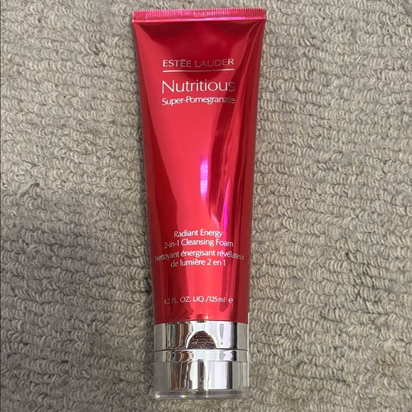 Estee Lauder Nutritious Super-Pomegranate Cleansing Foam 
4.2 oz - Picture 1 of 3